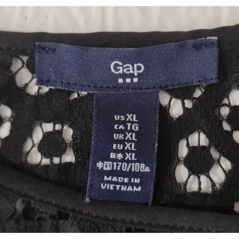 Gap Black Floral Lace Basic Blouse Pullover Crew … - image 5